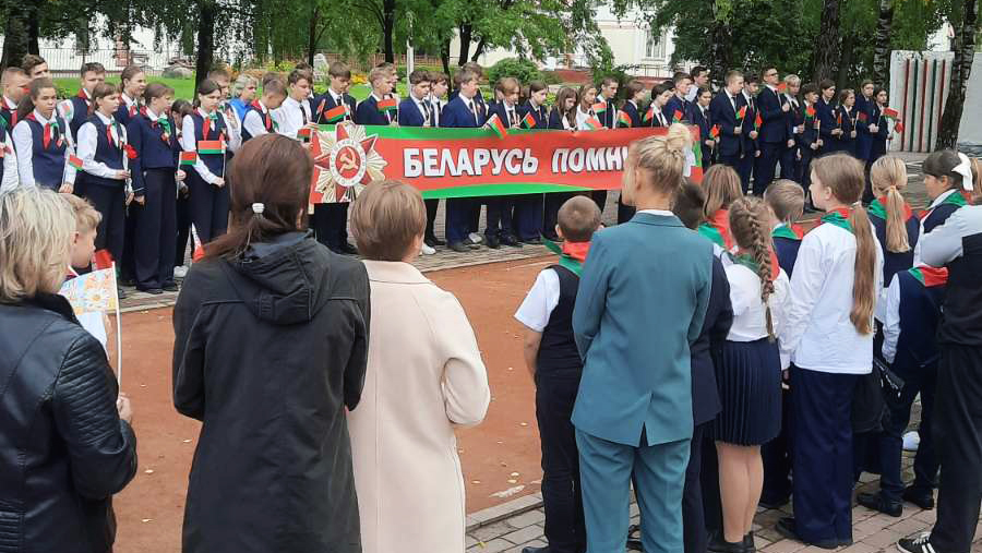 Митинг «Сила в единстве» у памятника Неизвестному солдату микрорайона Руба